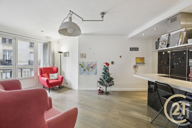 Appartement F3 à vendre - 3 pièces - 55.03 m2 - PARIS - 75018 - ILE-DE-FRANCE - Century 21 Joffrin Immobilier