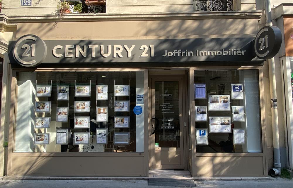 l'équipe de l'agence Joffrin Immobilier