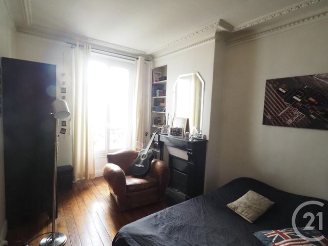 Afficher la photo en grand Appartement F3 à vendre - 3 pièces - 40.47 m2 - PARIS - 75018 - ILE-DE-FRANCE - Century 21 Joffrin Immobilier