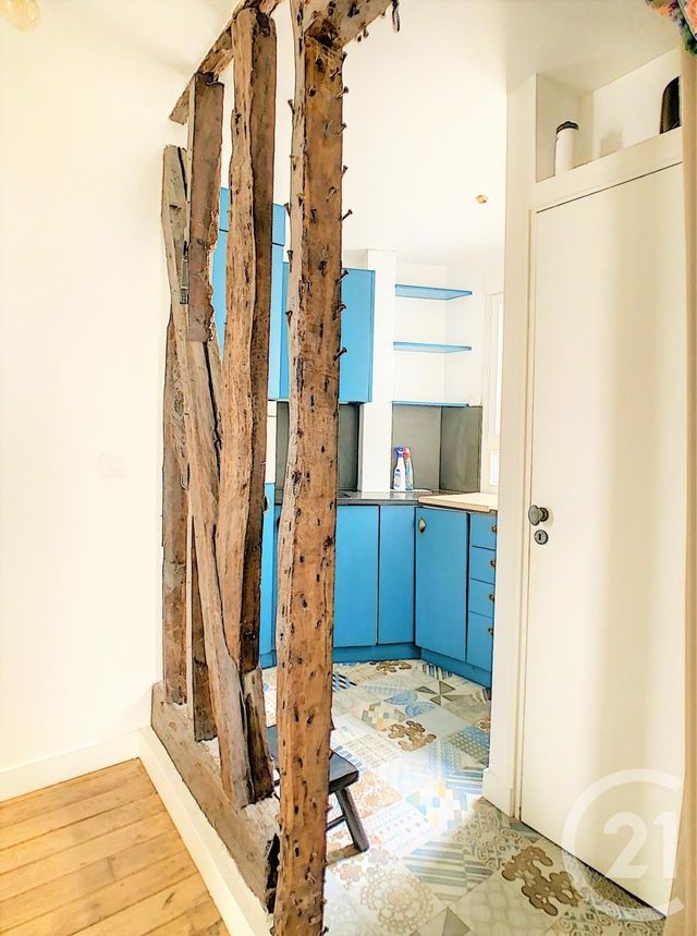 Afficher la photo en grand Appartement F3 à vendre - 2 pièces - 44.1 m2 - PARIS - 75018 - ILE-DE-FRANCE - Century 21 Joffrin Immobilier