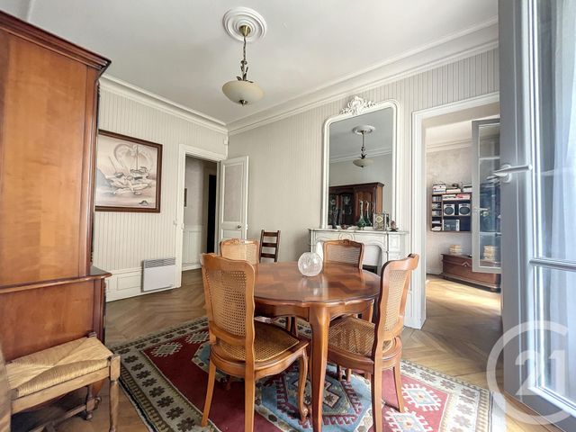 Appartement F3 à vendre - 3 pièces - 59.47 m2 - PARIS - 75018 - ILE-DE-FRANCE - Century 21 Joffrin Immobilier