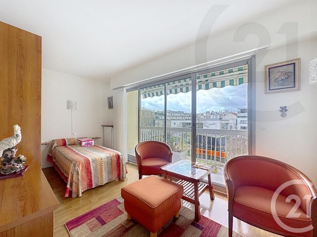 Appartement F1 à vendre PARIS