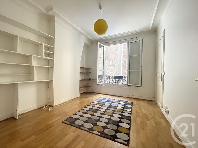 Appartement F2 à vendre - 2 pièces - 37.8 m2 - PARIS - 75018 - ILE-DE-FRANCE - Century 21 Joffrin Immobilier
