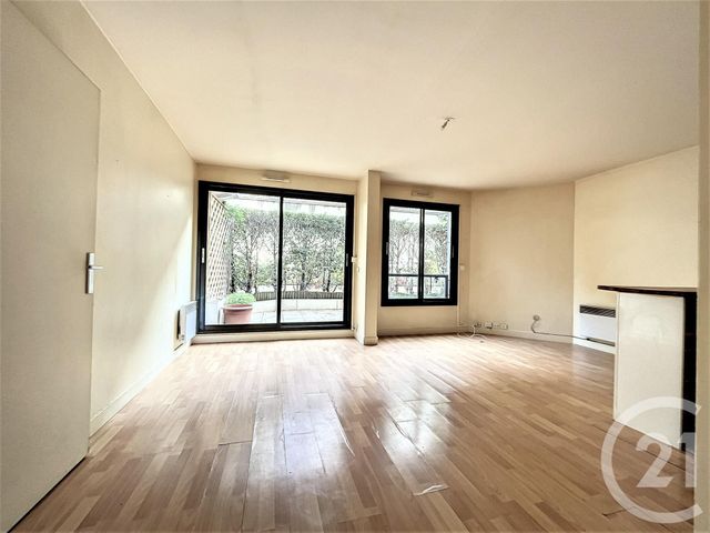 Appartement F2 à vendre - 2 pièces - 36.5 m2 - PARIS - 75018 - ILE-DE-FRANCE - Century 21 Joffrin Immobilier