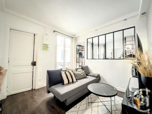 Appartement F2 à vendre - 2 pièces - 37.0 m2 - PARIS - 75018 - ILE-DE-FRANCE - Century 21 Joffrin Immobilier