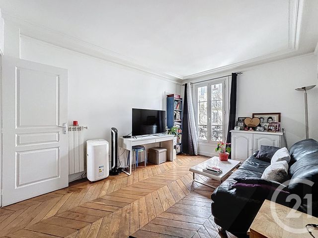Appartement F3 à vendre - 3 pièces - 54.0 m2 - PARIS - 75018 - ILE-DE-FRANCE - Century 21 Joffrin Immobilier
