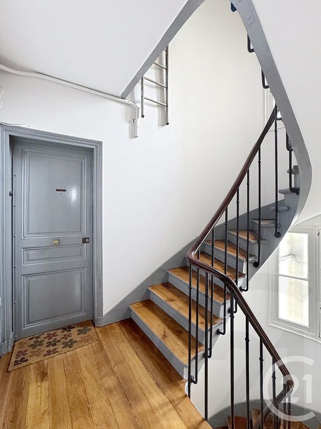 Appartement F3 à vendre - 3 pièces - 54.0 m2 - PARIS - 75018 - ILE-DE-FRANCE - Century 21 Joffrin Immobilier
