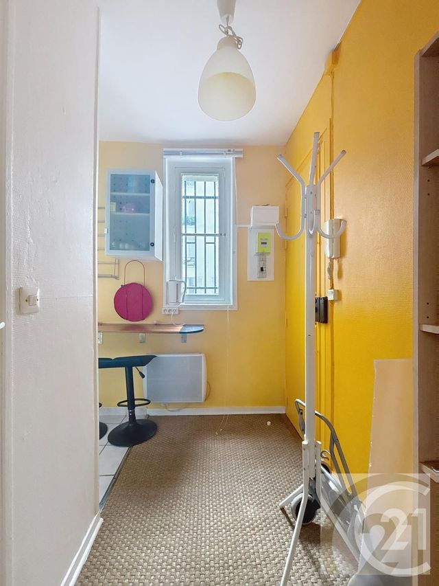 Appartement F1 à vendre - 1 pièce - 21.0 m2 - PARIS - 75018 - ILE-DE-FRANCE - Century 21 Joffrin Immobilier