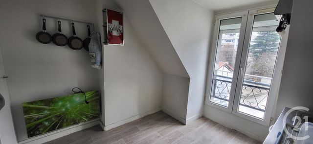 Appartement F2 à vendre - 2 pièces - 33.7 m2 - PARIS - 75018 - ILE-DE-FRANCE - Century 21 Joffrin Immobilier