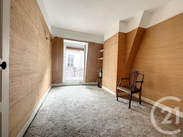 Appartement à vendre - 2 pièces - 23.0 m2 - PARIS - 75018 - ILE-DE-FRANCE - Century 21 Joffrin Immobilier