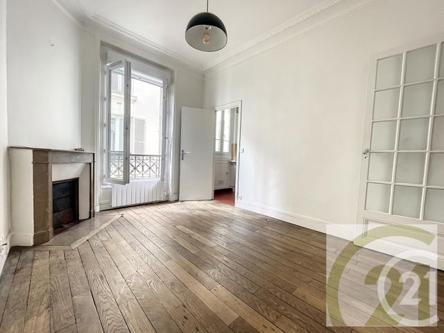 Appartement F2 à vendre - 2 pièces - 38.65 m2 - PARIS - 75018 - ILE-DE-FRANCE - Century 21 Joffrin Immobilier