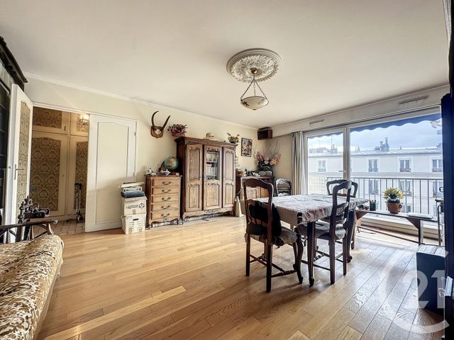 Appartement F2 à vendre - 2 pièces - 50.8 m2 - PARIS - 75018 - ILE-DE-FRANCE - Century 21 Joffrin Immobilier