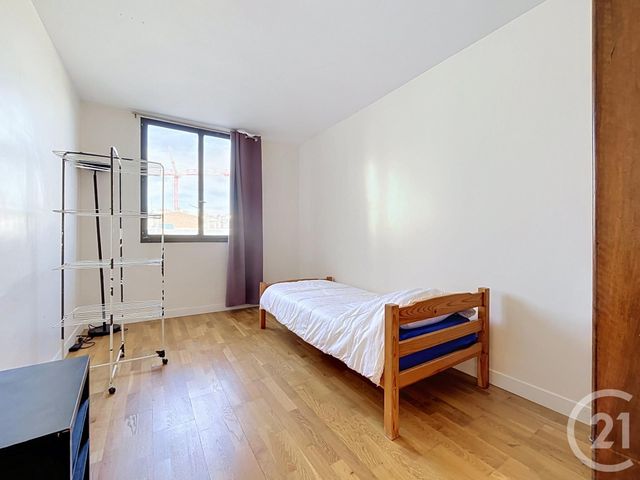 Appartement F3 à vendre - 3 pièces - 68.15 m2 - PARIS - 75018 - ILE-DE-FRANCE - Century 21 Joffrin Immobilier