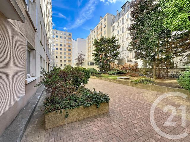 Appartement F3 à vendre - 3 pièces - 68.15 m2 - PARIS - 75018 - ILE-DE-FRANCE - Century 21 Joffrin Immobilier