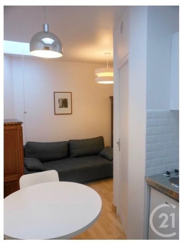 Appartement F1 à vendre - 1 pièce - 13.14 m2 - PARIS - 75008 - ILE-DE-FRANCE - Century 21 Joffrin Immobilier