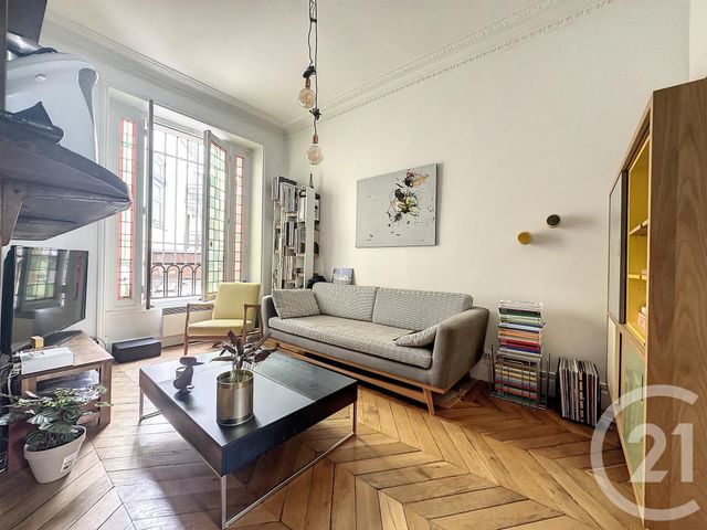Appartement F2 à vendre - 2 pièces - 37.25 m2 - PARIS - 75018 - ILE-DE-FRANCE - Century 21 Joffrin Immobilier