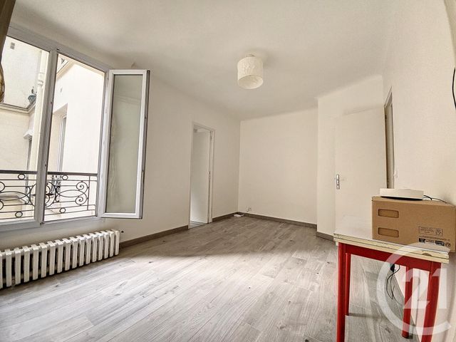 Appartement F2 à vendre - 2 pièces - 30.85 m2 - PARIS - 75018 - ILE-DE-FRANCE - Century 21 Joffrin Immobilier
