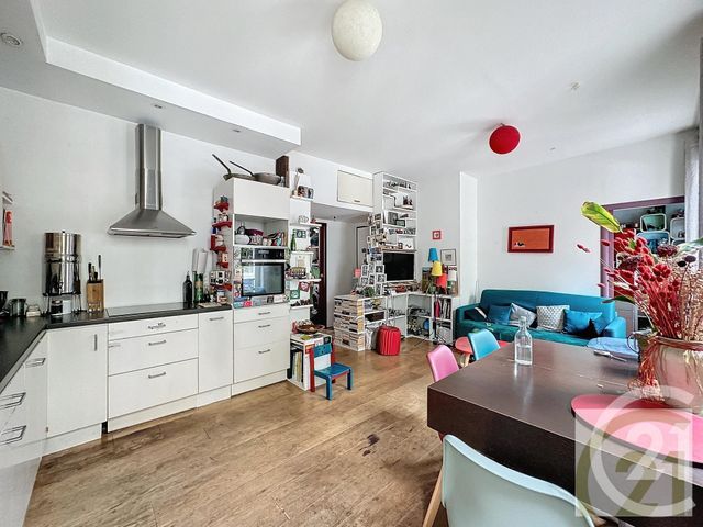 Appartement F3 à vendre - 3 pièces - 48.6 m2 - PARIS - 75018 - ILE-DE-FRANCE - Century 21 Joffrin Immobilier