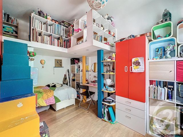 Appartement F3 à vendre - 3 pièces - 48.6 m2 - PARIS - 75018 - ILE-DE-FRANCE - Century 21 Joffrin Immobilier