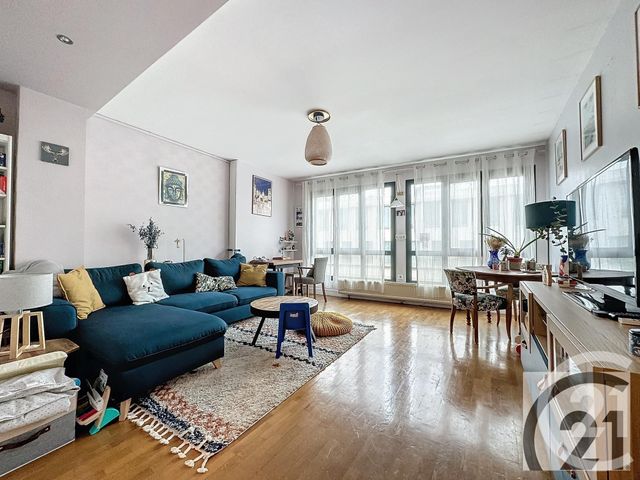 Appartement F3 à vendre - 3 pièces - 64.32 m2 - PARIS - 75018 - ILE-DE-FRANCE - Century 21 Joffrin Immobilier