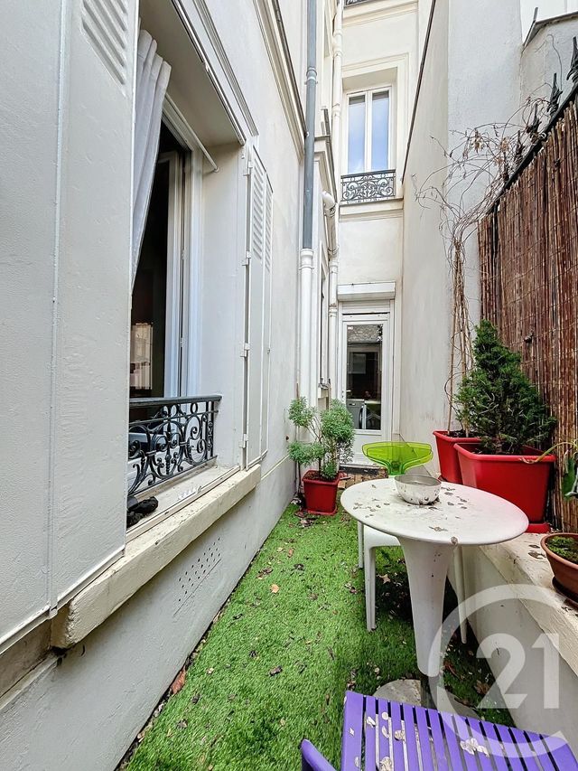 Appartement F1 à vendre PARIS