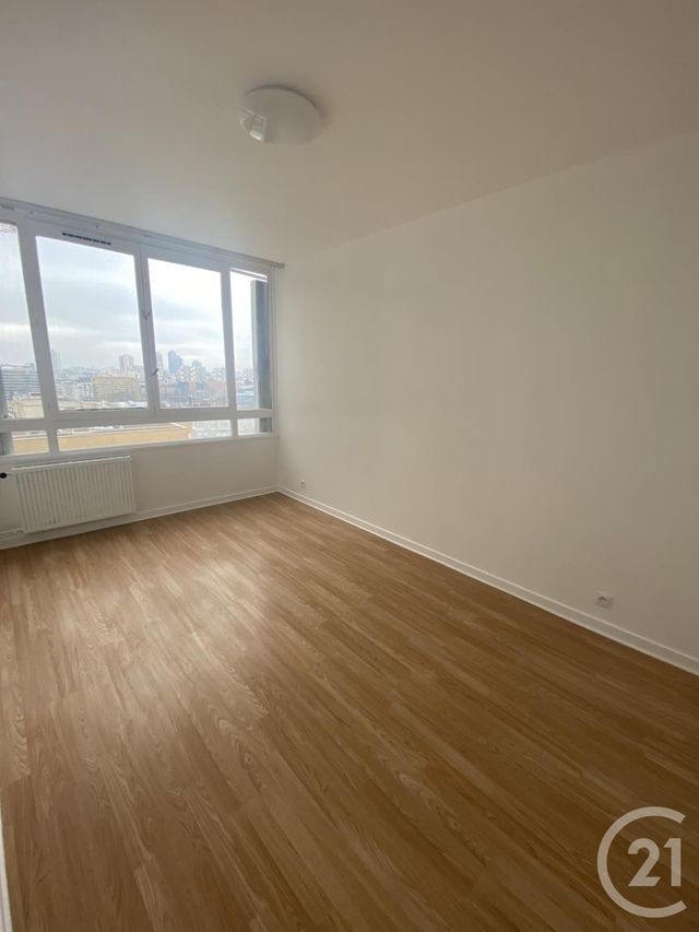 Afficher la photo en grand Appartement F3 à vendre - 3 pièces - 63.0 m2 - AUBERVILLIERS - 93 - ILE-DE-FRANCE - Century 21 Joffrin Immobilier