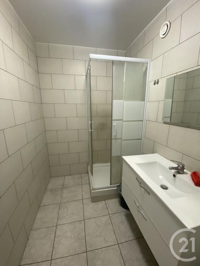 Afficher la photo en grand Appartement F3 à vendre - 3 pièces - 63.0 m2 - AUBERVILLIERS - 93 - ILE-DE-FRANCE - Century 21 Joffrin Immobilier