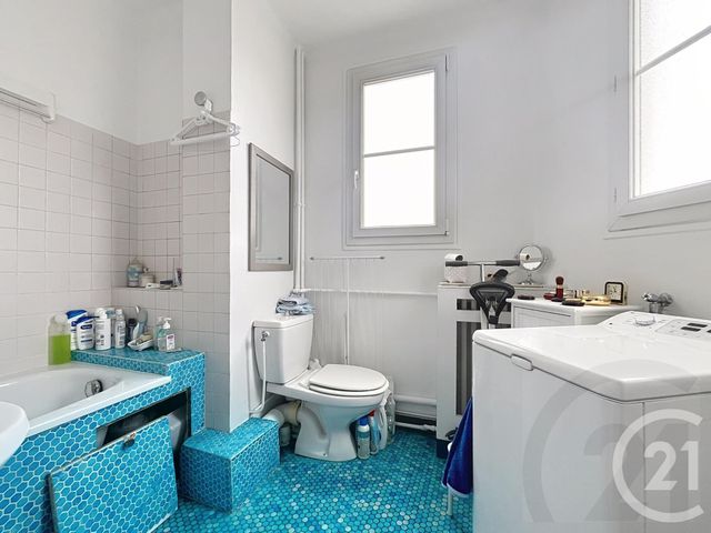 Afficher la photo en grand Appartement F2 à vendre - 2 pièces - 43.0 m2 - PARIS - 75018 - ILE-DE-FRANCE - Century 21 Joffrin Immobilier