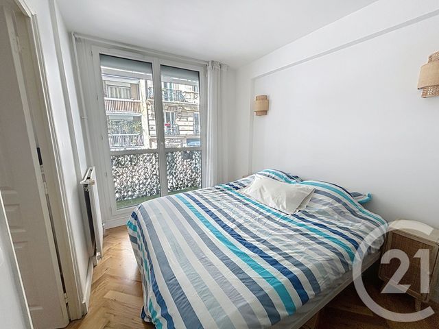 Appartement F2 à vendre - 2 pièces - 44.0 m2 - PARIS - 75018 - ILE-DE-FRANCE - Century 21 Joffrin Immobilier