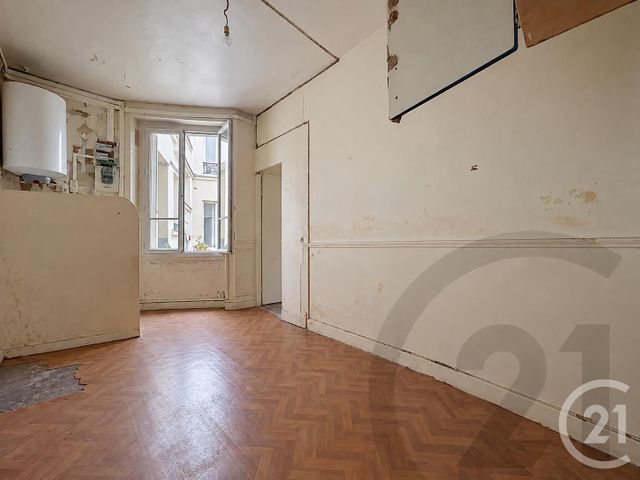 Appartement F2 à vendre - 2 pièces - 22.36 m2 - PARIS - 75018 - ILE-DE-FRANCE - Century 21 Joffrin Immobilier