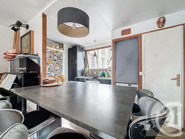 Afficher la photo en grand Appartement F3 à vendre - 3 pièces - 73.15 m2 - PARIS - 75018 - ILE-DE-FRANCE - Century 21 Joffrin Immobilier