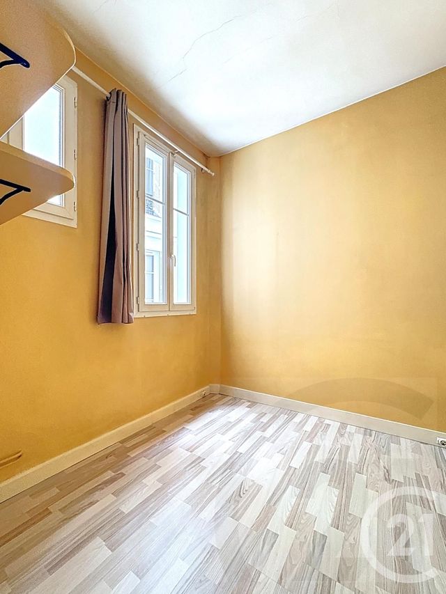 Afficher la photo en grand Appartement F4 à vendre - 4 pièces - 57.61 m2 - PARIS - 75018 - ILE-DE-FRANCE - Century 21 Joffrin Immobilier