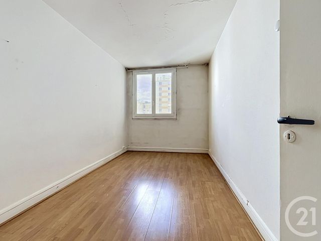 Appartement T4 à vendre - 4 pièces - 75.0 m2 - PARIS - 75018 - ILE-DE-FRANCE - Century 21 Joffrin Immobilier