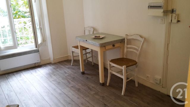 Appartement Studio à louer PARIS