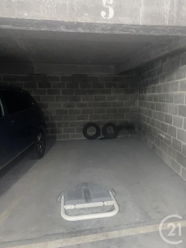 parking à louer - 13.0 m2 - PARIS - 75018 - ILE-DE-FRANCE - Century 21 Joffrin Immobilier
