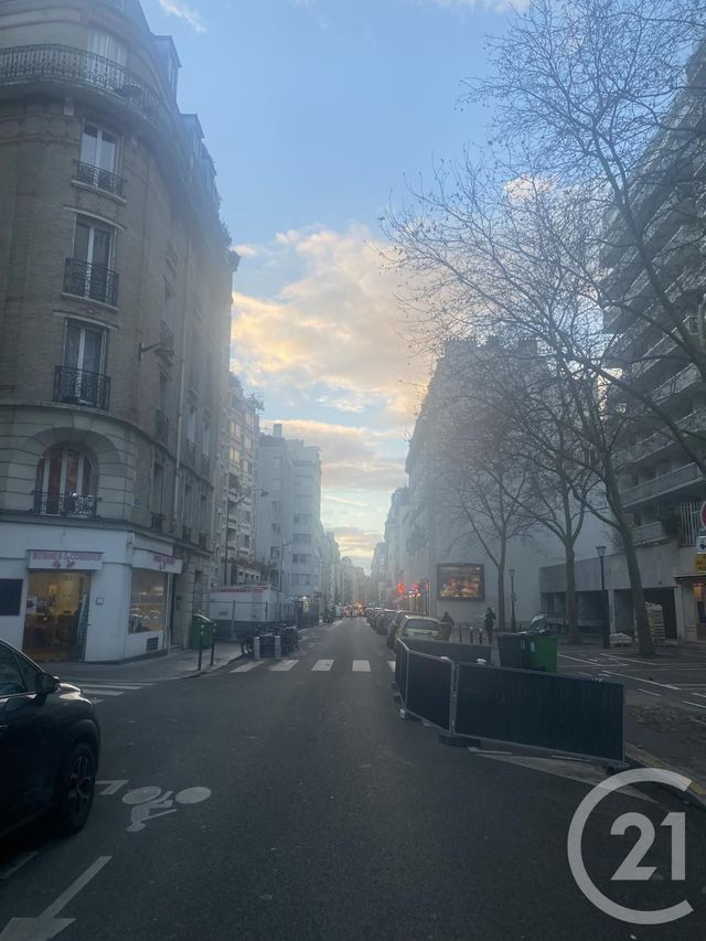 Parking à louer PARIS
