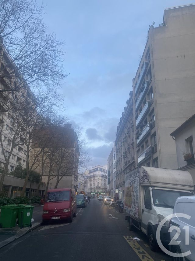 parking à louer - 13.0 m2 - PARIS - 75018 - ILE-DE-FRANCE - Century 21 Joffrin Immobilier