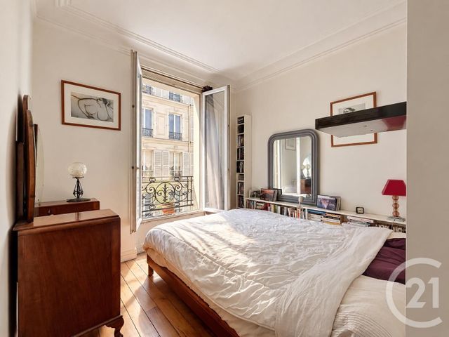Appartement F2 à vendre - 2 pièces - 35.02 m2 - PARIS - 75018 - ILE-DE-FRANCE - Century 21 Joffrin Immobilier
