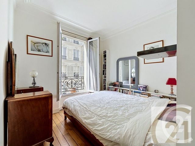 Appartement F2 à vendre - 2 pièces - 35.02 m2 - PARIS - 75018 - ILE-DE-FRANCE - Century 21 Joffrin Immobilier