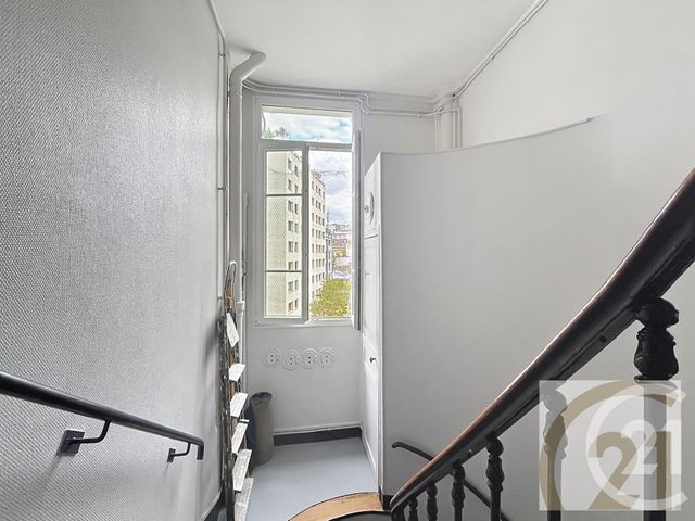 Appartement Studette à vendre - 1 pièce - 9.93 m2 - PARIS - 75018 - ILE-DE-FRANCE - Century 21 Joffrin Immobilier
