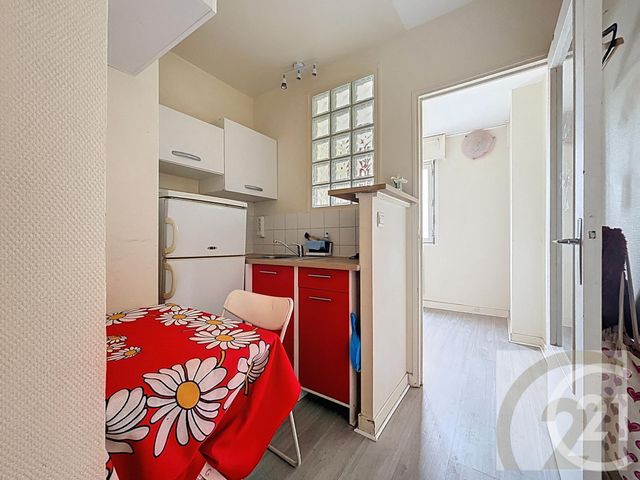 Appartement à vendre - 2 pièces - 23.04 m2 - PARIS - 75018 - ILE-DE-FRANCE - Century 21 Joffrin Immobilier