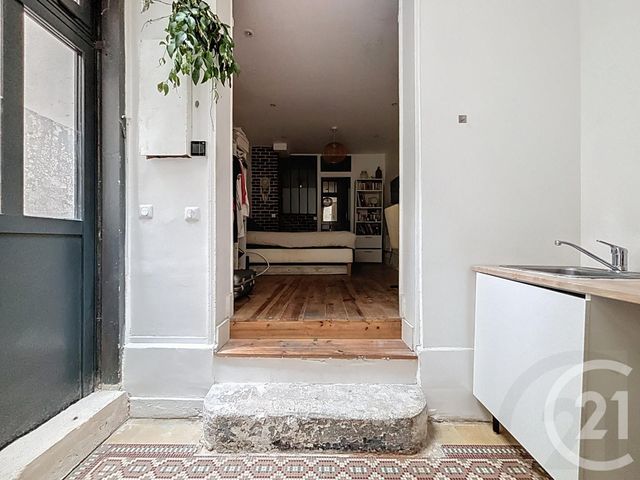 Appartement F2 à vendre - 2 pièces - 29.55 m2 - PARIS - 75018 - ILE-DE-FRANCE - Century 21 Joffrin Immobilier