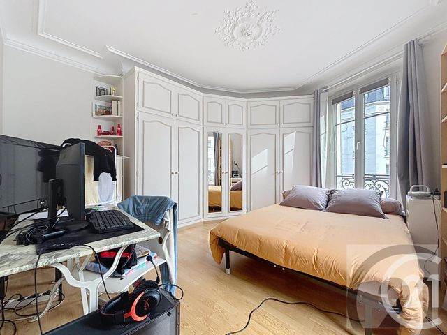 Afficher la photo en grand Appartement F3 à vendre - 3 pièces - 50.48 m2 - PARIS - 75018 - ILE-DE-FRANCE - Century 21 Joffrin Immobilier