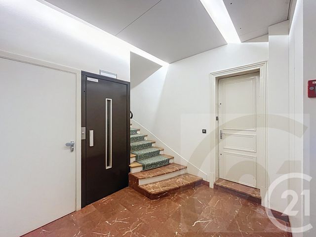 Appartement F2 à vendre - 2 pièces - 33.25 m2 - PARIS - 75018 - ILE-DE-FRANCE - Century 21 Joffrin Immobilier