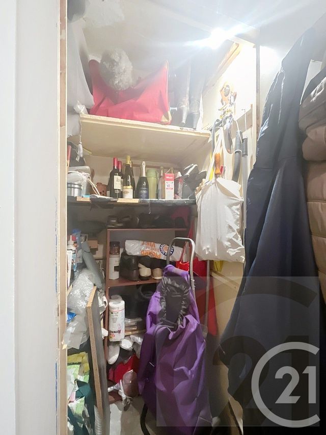 Appartement F2 à vendre - 2 pièces - 33.25 m2 - PARIS - 75018 - ILE-DE-FRANCE - Century 21 Joffrin Immobilier