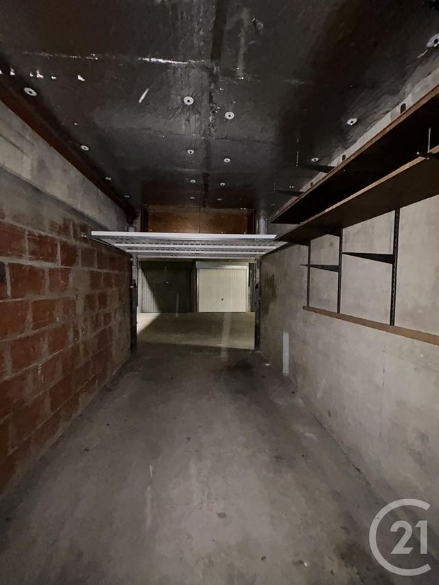 parking à louer - 15.0 m2 - PARIS - 75018 - ILE-DE-FRANCE - Century 21 Joffrin Immobilier