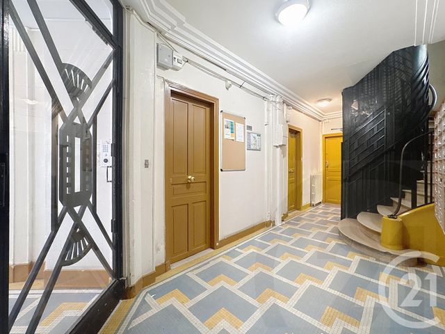 Appartement F3 à vendre - 3 pièces - 39.0 m2 - PARIS - 75018 - ILE-DE-FRANCE - Century 21 Joffrin Immobilier