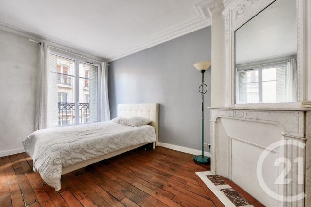 Appartement F4 à vendre - 3 pièces - 89.0 m2 - PARIS - 75018 - ILE-DE-FRANCE - Century 21 Joffrin Immobilier