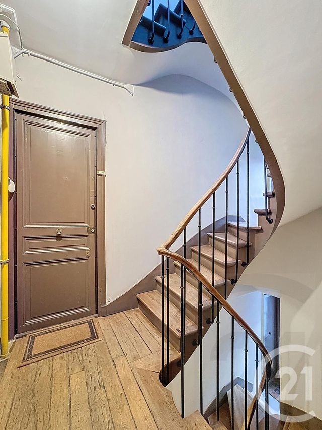 Appartement F1 à vendre - 1 pièce - 16.0 m2 - PARIS - 75018 - ILE-DE-FRANCE - Century 21 Joffrin Immobilier