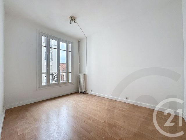 Appartement F2 à vendre - 2 pièces - 36.0 m2 - PARIS - 75018 - ILE-DE-FRANCE - Century 21 Joffrin Immobilier